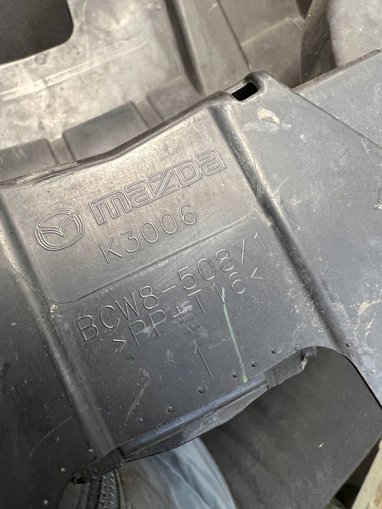 Ремінь підсилювач бампера чаша mazda 3 bcw8-508x1 Зі Шроту