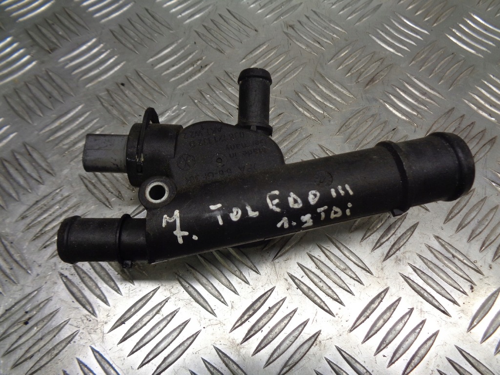 фото №1, Патрубок wody seat toledo 038121132d