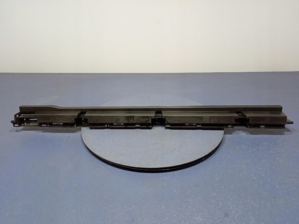 фото №1, Кронштейн кронштейн правое volvo v90 ii 31386130