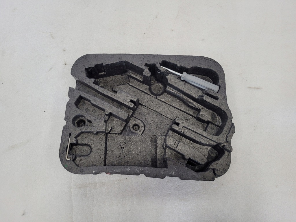 фото №2, Mini r55 r56 вкладиш багажника 6778555