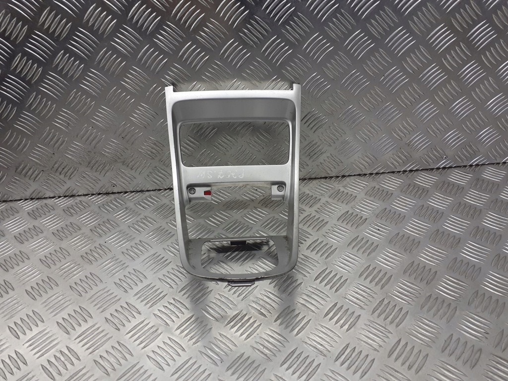 фото №1, Консоль средняя peugeot 307 sw 9651943877