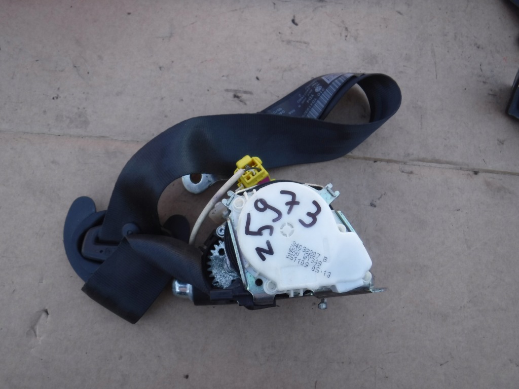 фото №1, Натяжитель поперечина правый перед vw passat b6 3c1857706r