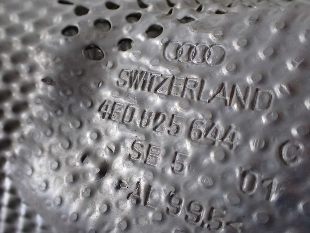 фото №5, Защита тепловая audi a8 s8 d3 5.2 короткий 4e0825644c