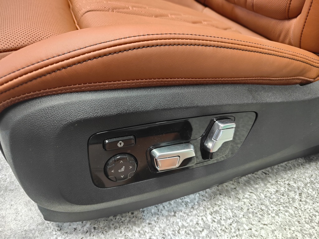 Bmw x7 g07 lci обивка сиденья комфортные сиденья вентилируемые 3 ряд 7 os. tartufo Доставка