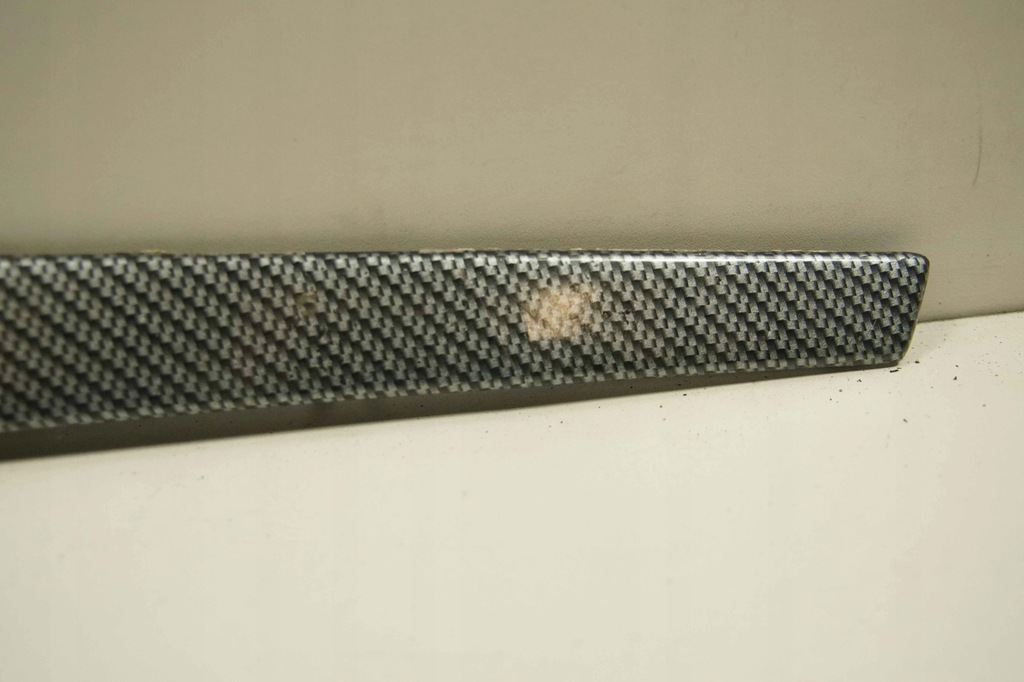 фото №4, Молдинг дверь правых карбон декор mercedes sl r230