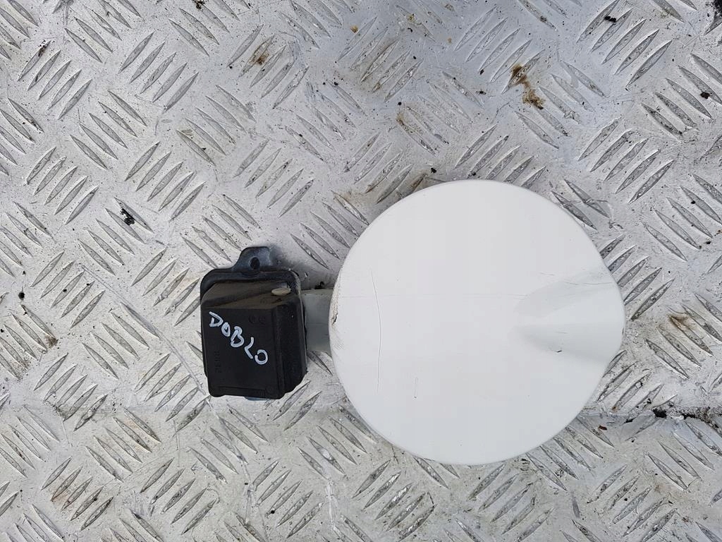 фото №1, Fiat doblo i 01-05 1.9 d крышка заливной топлива