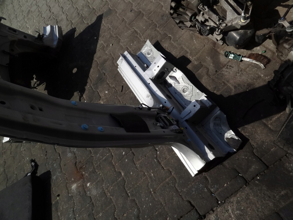 фото №2, Hyundai i10 ii 2016 блок двигуна поріг лівий оригінал