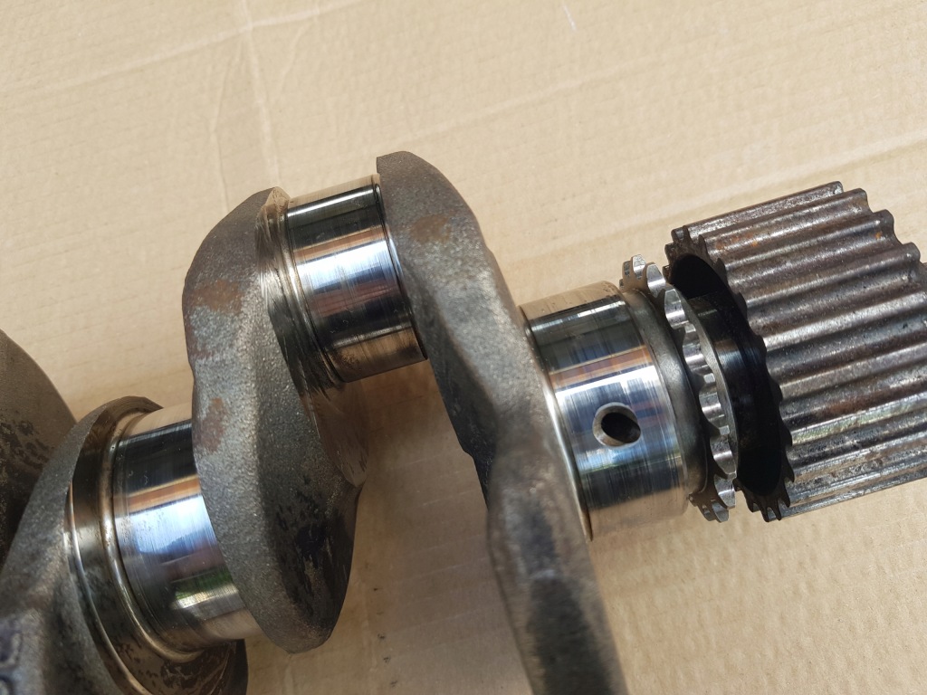 Wał коленчатый / vw audi seat skoda / 1.9 tdi 105km bls / 038l 038101l / хороший Недорого