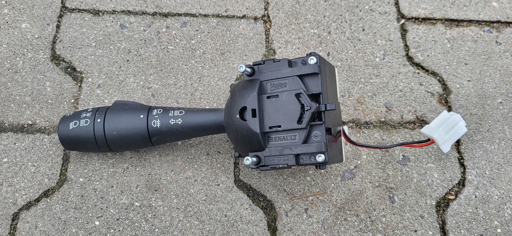 фото №1, Renault captur рычаг переключатель дворник