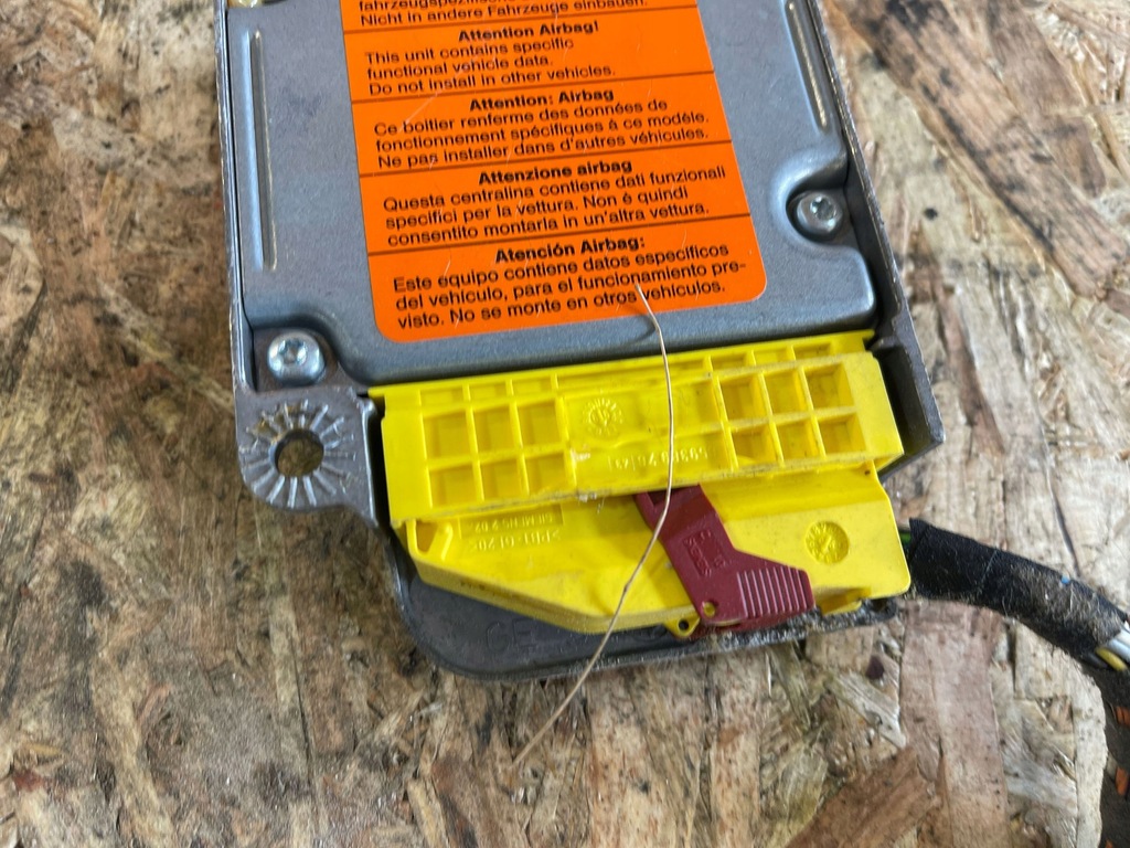 фото №9, Volkswagen golf iv 2000 блок керування / модуль подушка безпеки