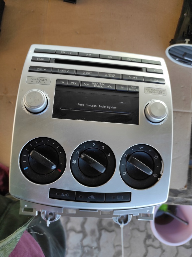 фото №1, Mazda 5 радіо керування обдув 14792021 14792026