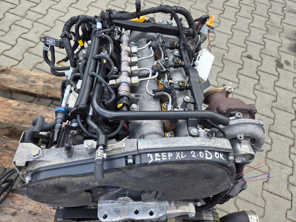 Jeep cherokee kl 2.0 mtj двигатель lmy51 Недорого