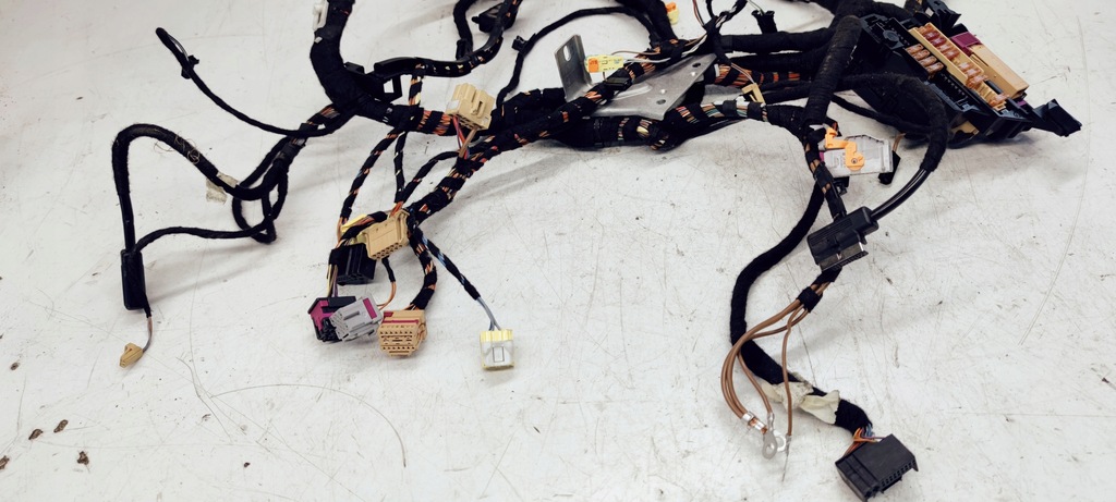 фото №15, Джгут панелі приладової панелі audi a4 b8 a5 8f001109