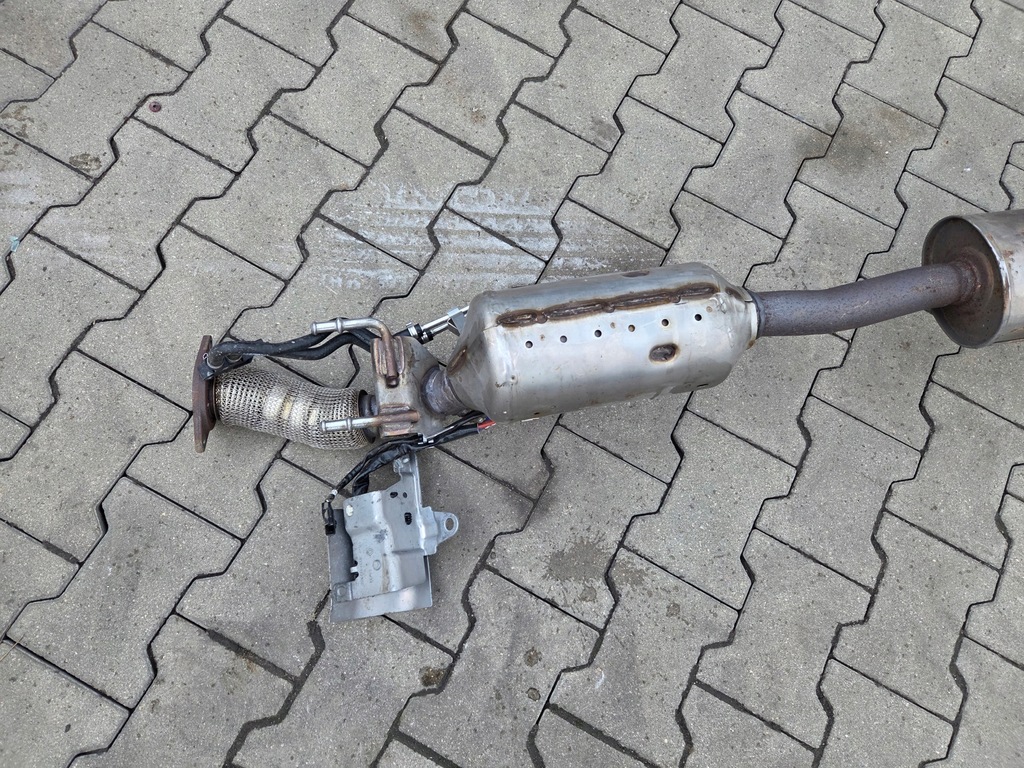 фото №6, Renault clio v 1.6 e-tech 2023 система випускний труба гасник каталізатор