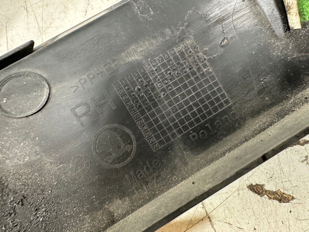 фото №9, Решётка бампера правая skoda superb 3 iii 3v0853666b