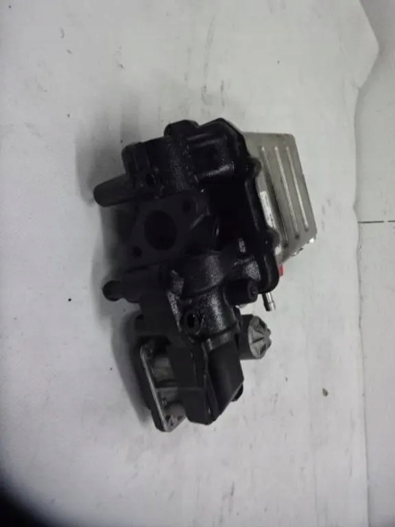 фото №4, Клапан egr з радіатор вихлопних газів vw t6