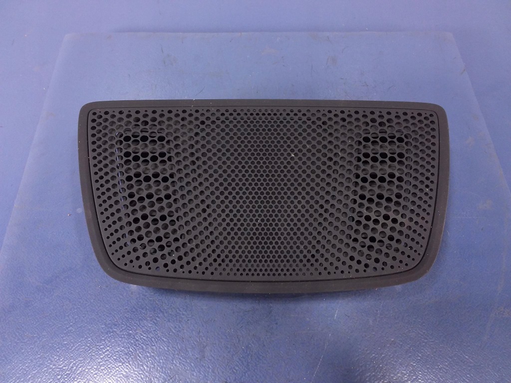 фото №1, Bmw 7 g11 g12 накладка динаміка консолі 9345348