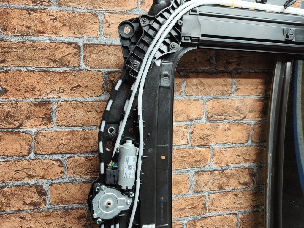 фото №11, Люк панорама скляний дах bmw g31 touring