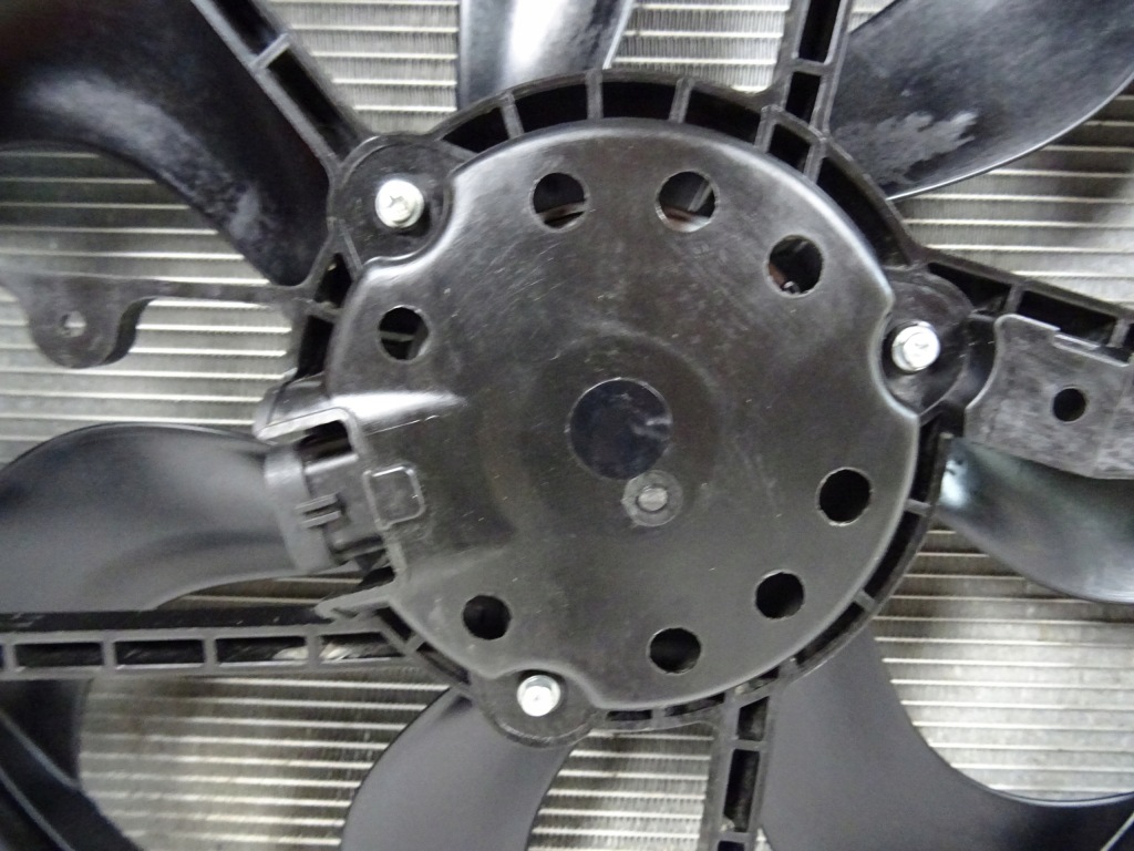 X-trail t32 рестайлинг  1.6 d комплект радиатор вентилятор интеркулер 921004be0a Доставка