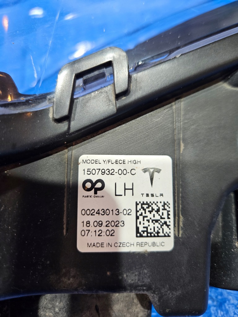 Tesla model y протитуманна фара led drl лівий 150793200c Ціна