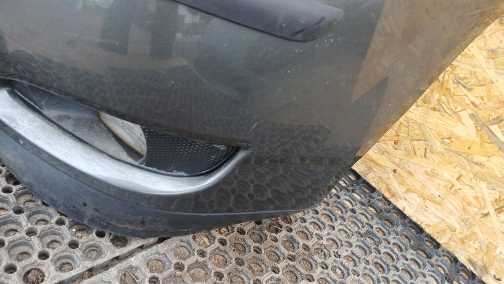 фото №8, Toyota corolla e12 бампер перед противотуманная фара 1c3