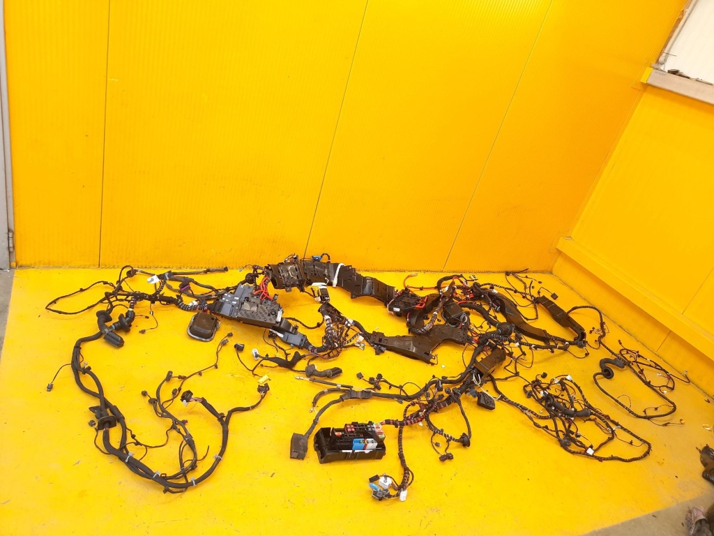 фото №1, Mercedes-benz gle w167 джгут електропроводка салону a1675400717