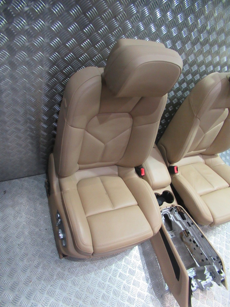 фото №6, Porsche macan 95b обивка сиденья обшивки салон заднее сиденье m242