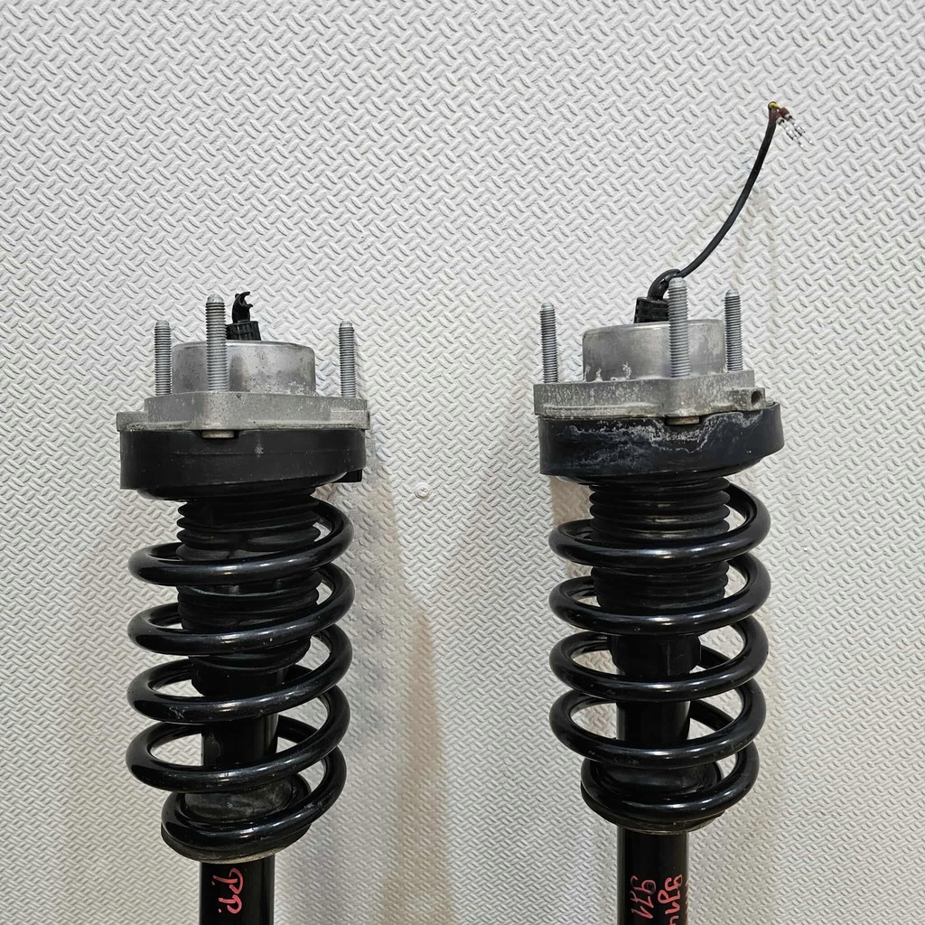 фото №7, Porsche taycan 9j1 амортизатор амортизаторна стійка лівий правий перед передній