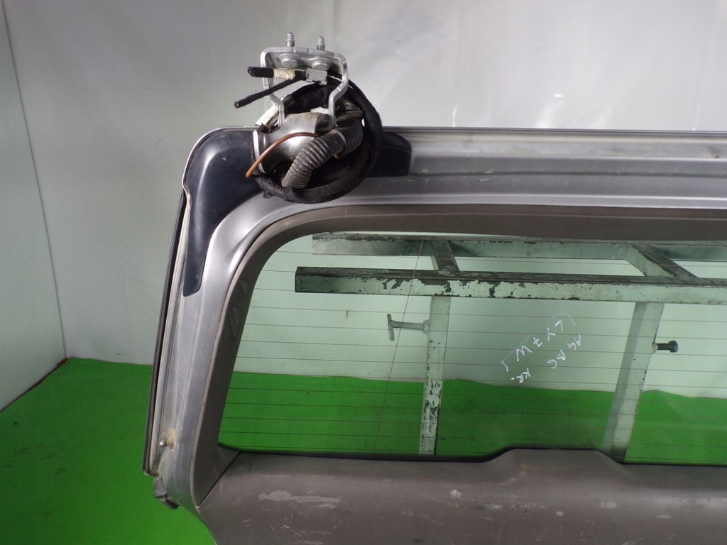 фото №12, Audi a4 b6 kombi задня кришка багажника багажника лак ly7w