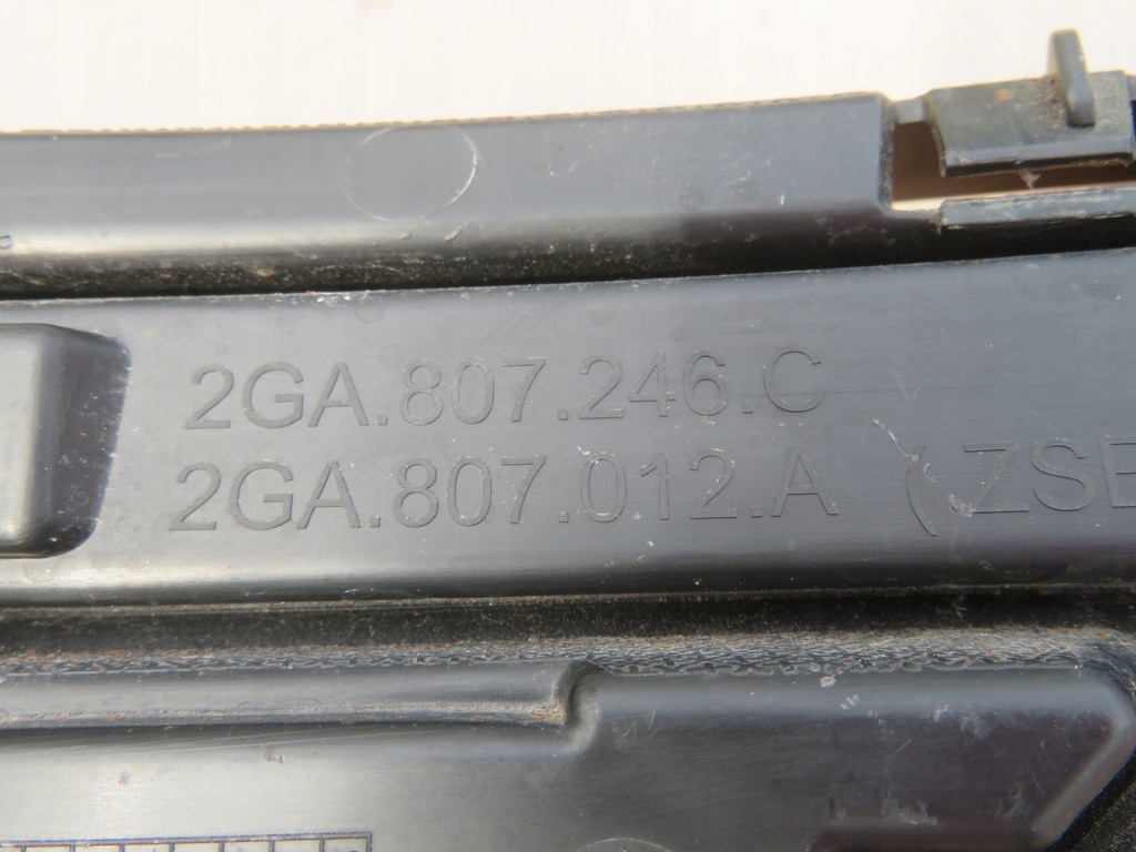 фото №11, Решітка бампера правий задня vw t-roc 2ga 2ga807246c