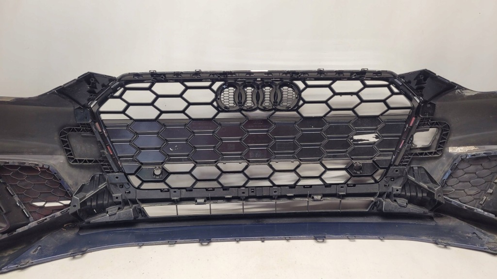 Audi a5 s-line рестайлінг  8w6 21r- бампер передній 8w6807437ab Недорого