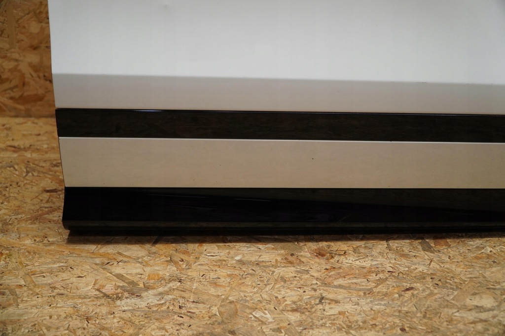 фото №3, Дверь правый перед стекло ручка молдинг evoque ii r-dynamic l551 22r