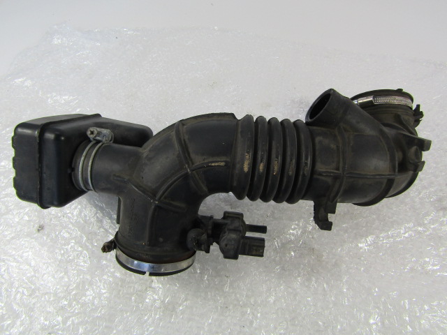 фото №1, Toyota avensis ii t25 резонатор повітря