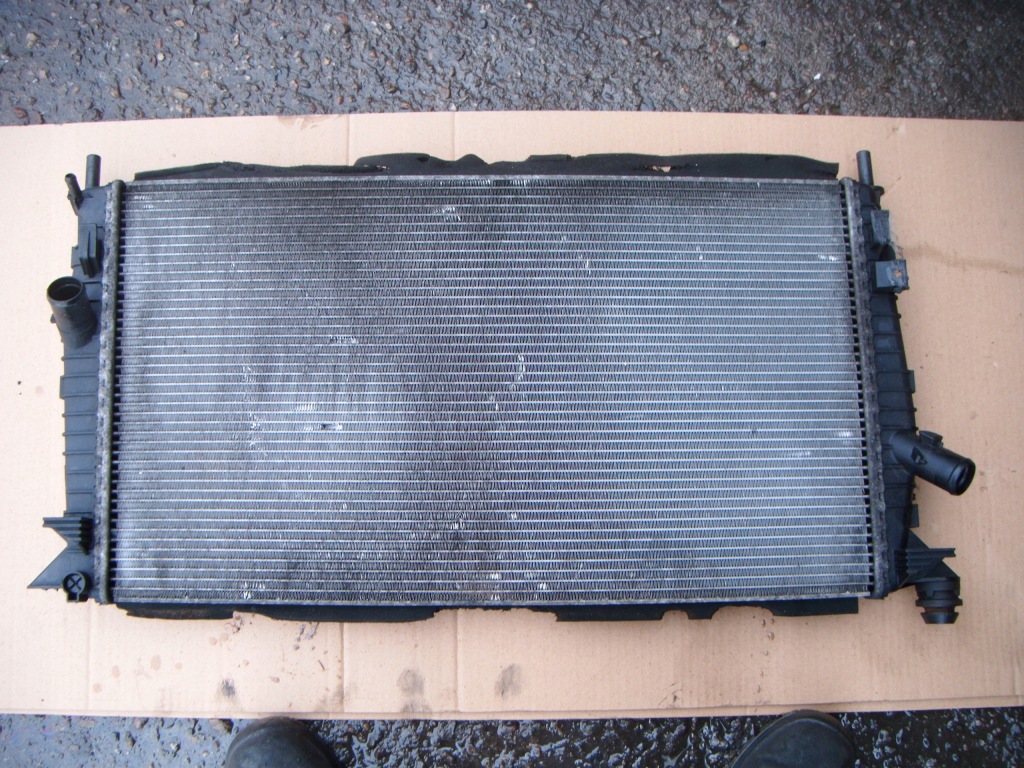 фото №1, Ford c-max 03-10 1.6 радіатор wody