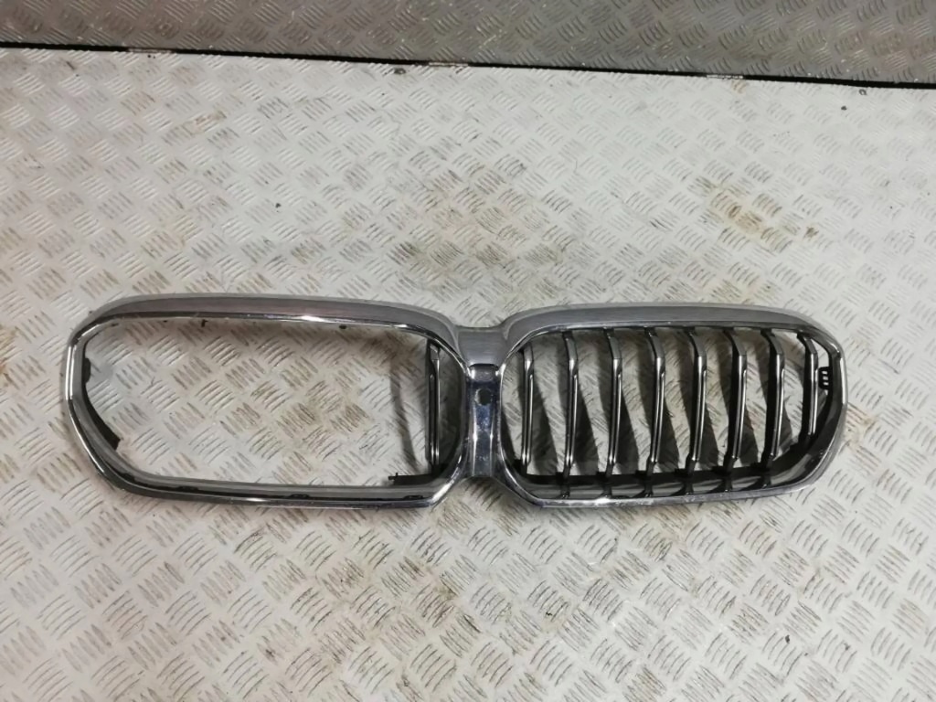 Купить Vv bmw x1 f48 рестайлинг  f49 рестайлинг  решётка радиатора решётка  бампера ремень перед