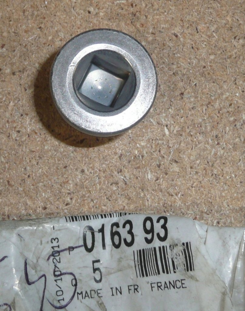 Купити Кришка піддон оливи c,p,r 16x150 0163.93