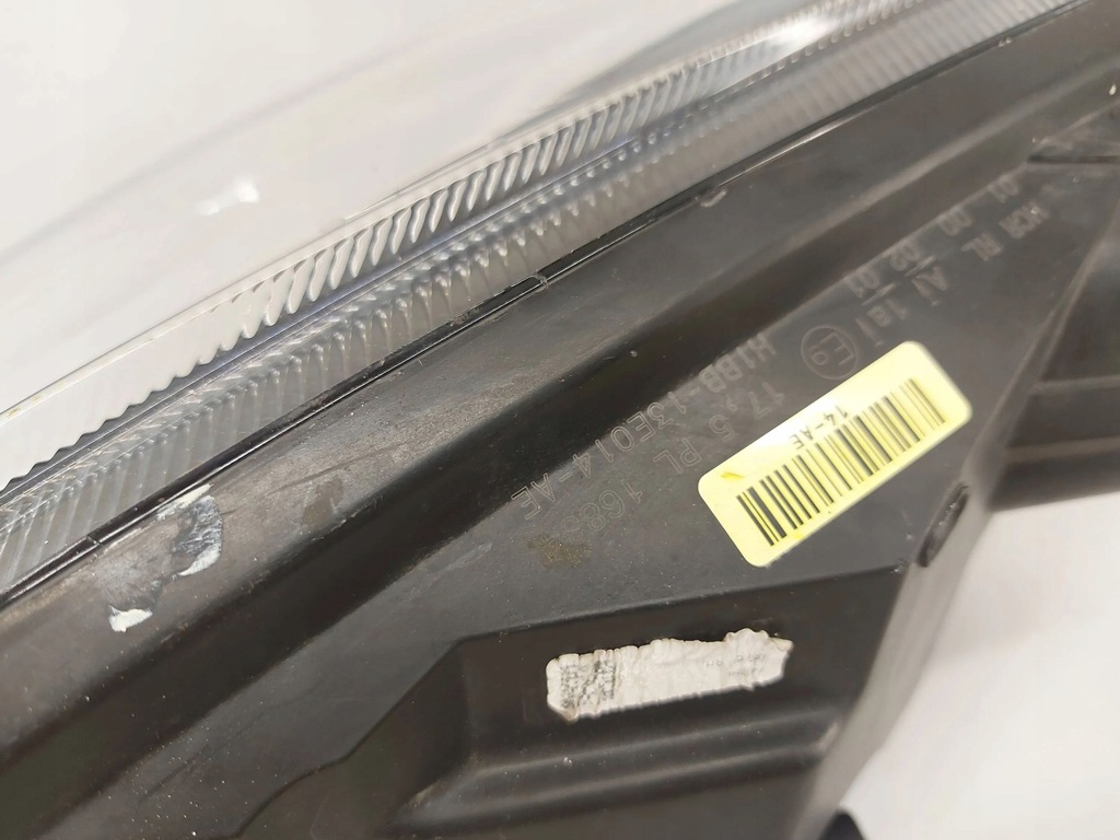 фото №8, Ford fiesta лампа передняя перед фара