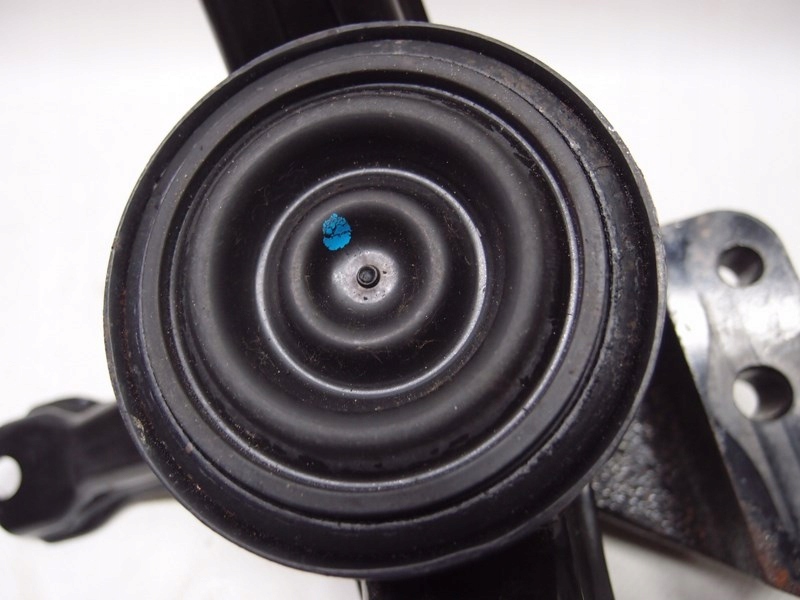 фото №7, Кронштейн подушка двигуна kia stonic 1.6 crdi 2017r