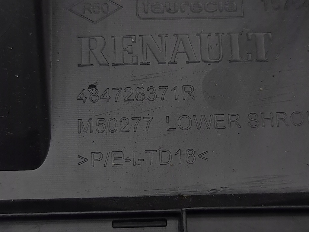 фото №8, Renault megane iv 2018 элементы обшивка колонки рулевого