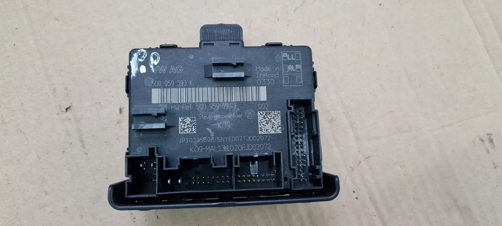 фото №1, S3 8y a3 модуль блок управления дверь 5q0959593k