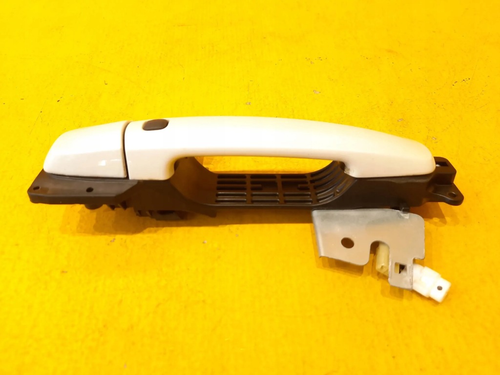 фото №1, Suzuki sx4 s-cross ручка двері перед права znl 14r.