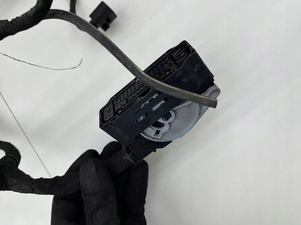 Vw golf vii джгут електропроводка відсік двигуна 5q0971879 Недорого