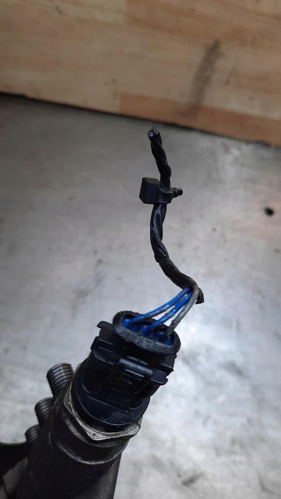 фото №6, Молдинг упорскування 30777554 volvo xc70 ii 2.4 d5