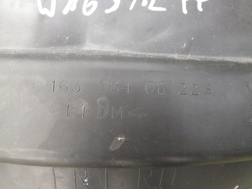 Mercedes ml w163 подкрылок правое левая передние 1638840822 1638840722 с Разборки