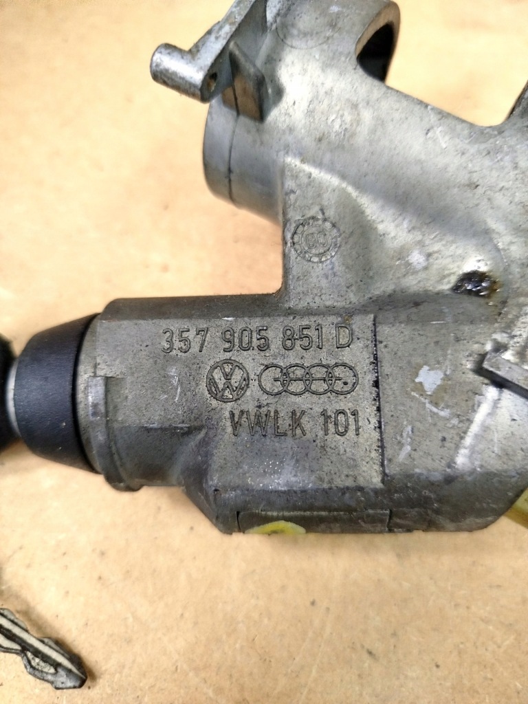 фото №4, Замок зажигания с ключ volkswagen polo 357905851d