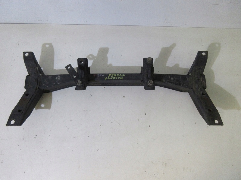 фото №1, Подрамник подрамник поперечина перед nissan serena