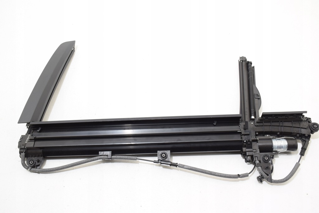 фото №8, Bmw 7 g70 левая шторка заслонка электрическая дверь задняя