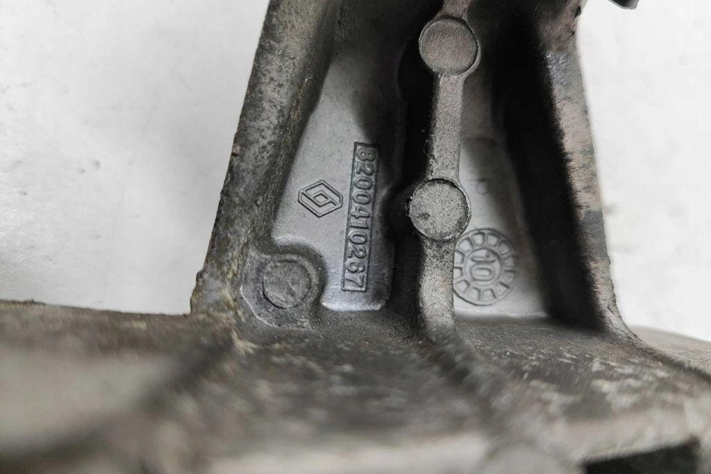 фото №6, Передняя подушка двигателя renault twingo ii cn0_ 8200410267 1.5l дизель