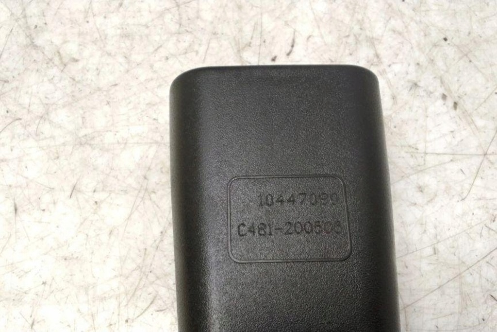 фото №9, Пряжка заднего правого сиденья alfa romeo gt 937_ 10447090 1.9l дизель