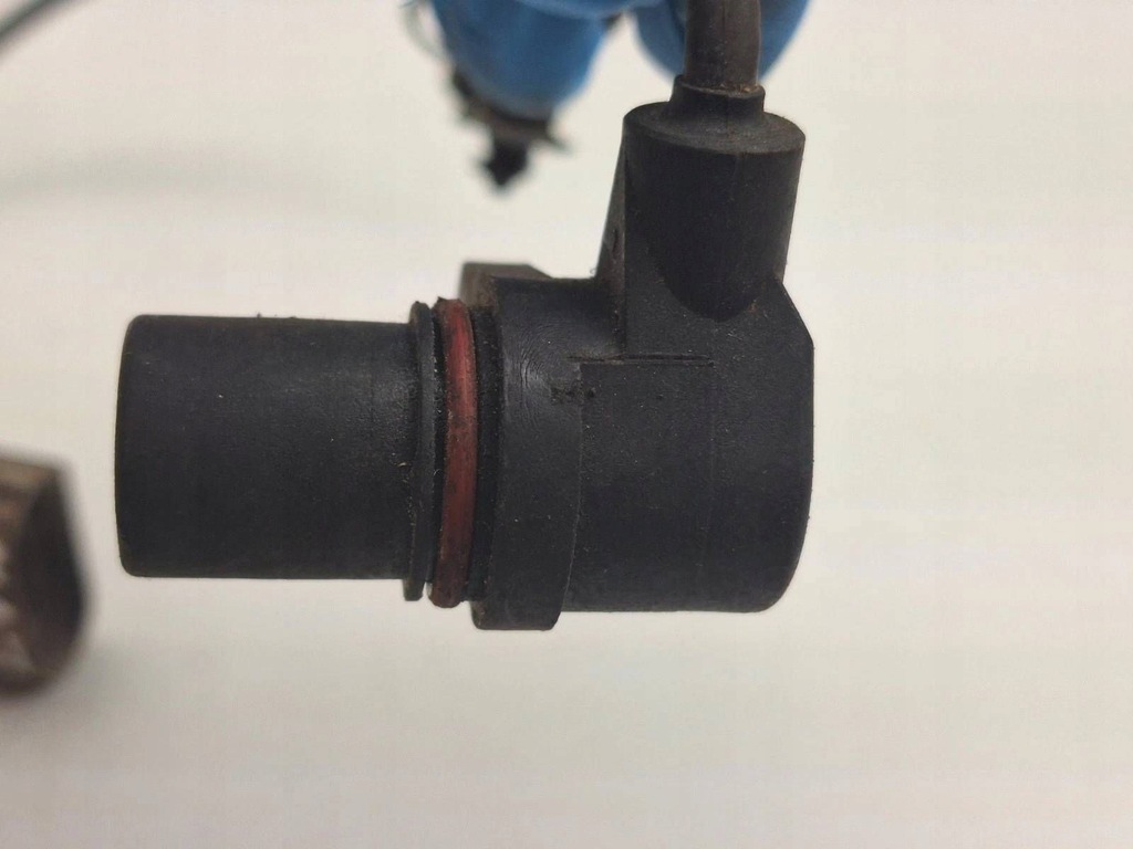 фото №6, Датчик положение вала audi a6 s6 c6 4f 0261210175